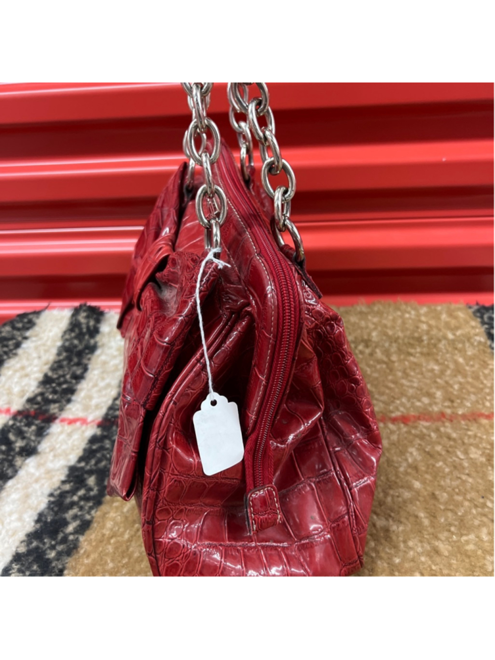 Women's XOXO Red Croc Embossed Satchel One Size - Picture 4 of 8
